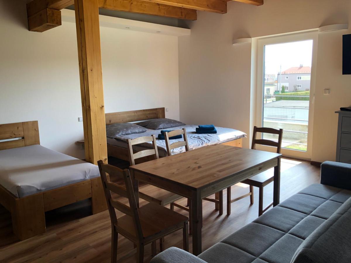 Anico Apartmany Dolni Benesov Eksteriør bilde