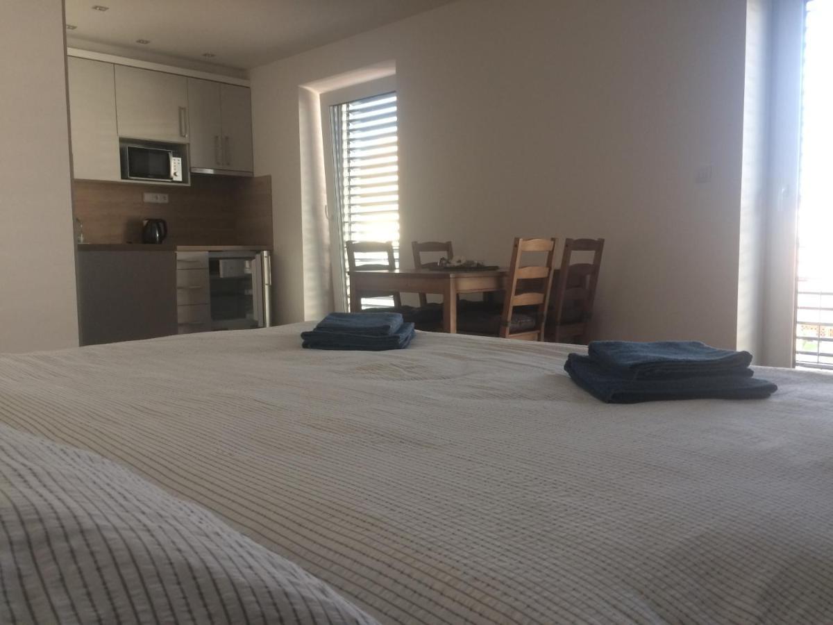 Anico Apartmany Dolni Benesov Eksteriør bilde